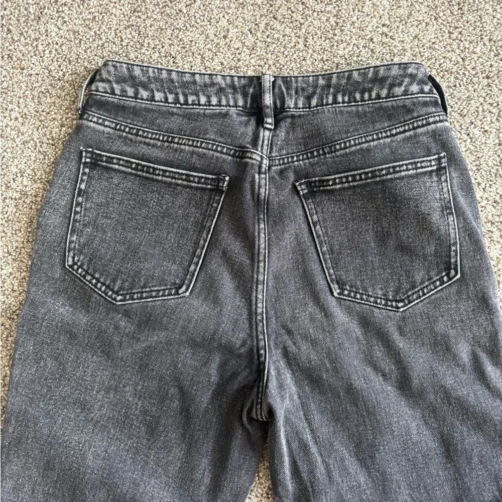 PacSun Women's High-Rise Washed Black Mom Jeans - Picture 3 of 4